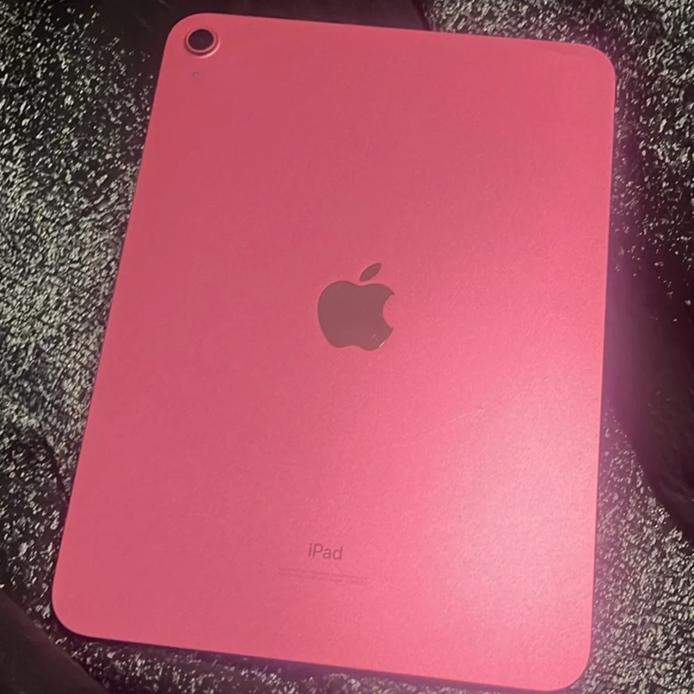 Apple iPad with Pink Border